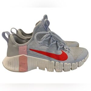 Nike Women’s Free Metacon 3 Training Shoes Gray and Crimson - Size 8.5